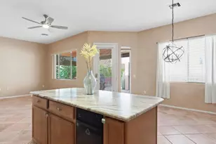 10451 E Sixto Molina Ln, Tucson, AZ 85747 - Photo 16