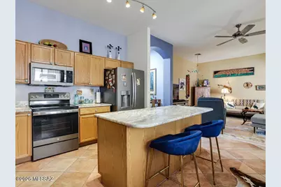 10451 E Sixto Molina Lane, Tucson, AZ 85747 - Photo 2