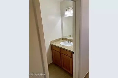 7494 E Deeps Way E, Tucson, AZ 85710 - Photo 12