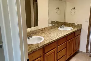 7494 E Deeps Way E, Tucson, AZ 85710 - Photo 6