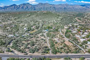 7041 E River Rd, Tucson, AZ 85750 - Photo 36