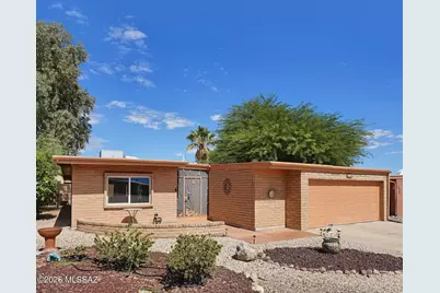 936 W Via Pitic, Green Valley, AZ 85614 - Photo 1