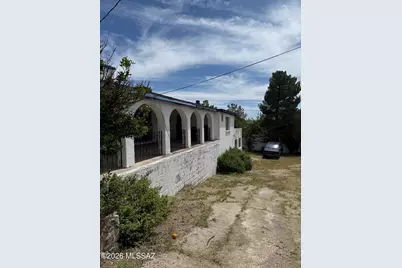732 N Sonoita Avenue, Nogales, AZ 85621 - Photo 2
