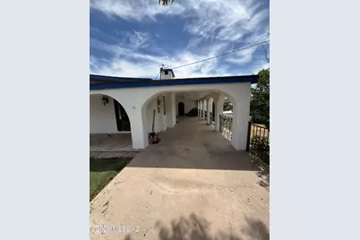 732 N Sonoita Avenue, Nogales, AZ 85621 - Photo 1