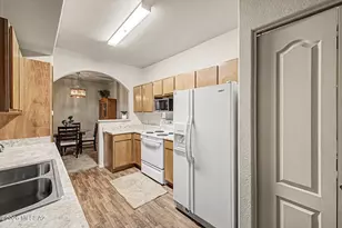 2550 E River Rd, Tucson, AZ 85718 - Photo 6