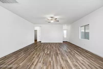 7310 W Coastal Plain Way, Tucson, AZ 85757 - Photo 2