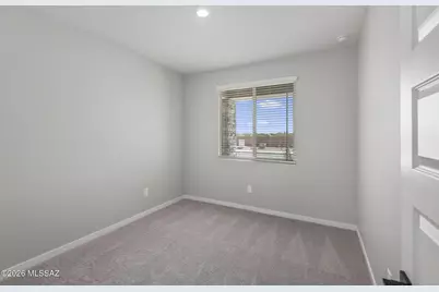 7852 S Wild Prairie Drive S, Tucson, AZ 85757 - Photo 2