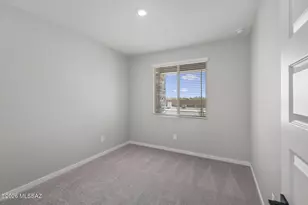 7852 S Wild Prairie Dr S, Tucson, AZ 85757 - Photo 2