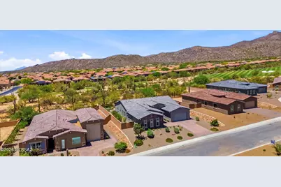 6560 W Winding Knoll Place, Marana, AZ 85658 - Photo 2