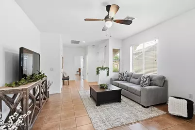 503 W Shadow Wood Street, Green Valley, AZ 85614 - Photo 8