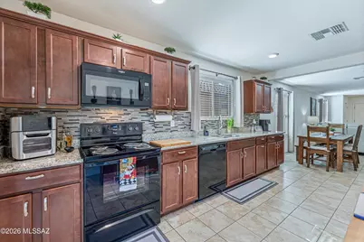 8570 W Pelican Place, Tucson, AZ 85757 - Photo 10