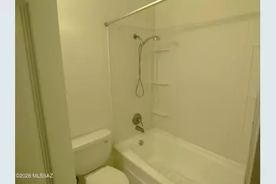 6565 E Calle La Paz #B, Tucson, AZ 85715 - Photo 10