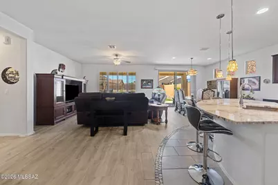 13961 N Bright Angel Trail, Marana, AZ 85658 - Photo 4