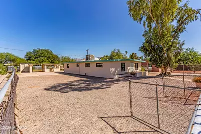 758 W Paris Promenade, Tucson, AZ 85705 - Photo 8