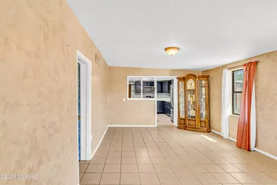 758 W Paris Promenade, Tucson, AZ 85705 - Photo 12