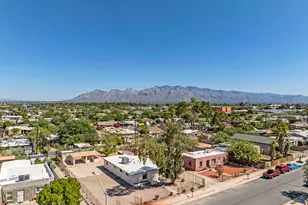 758 W Paris Promenade, Tucson, AZ 85705 - Photo 1