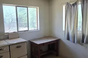 536 E Flores St, Tucson, AZ 85705 - Photo 6