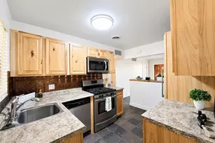 6060 E 2nd St, Tucson, AZ 85711 - Photo 16