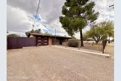 6060 E 2nd Street, Tucson, AZ 85711 - Photo 2
