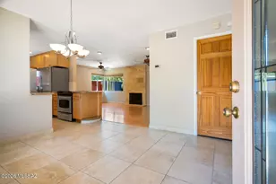 5525 E 3rd St, Tucson, AZ 85711 - Photo 10