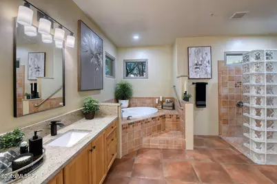 2073 S Rolling Rock Place, Green Valley, AZ 85614 - Photo 22