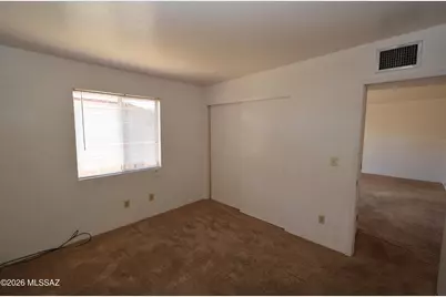 1616 N Columbus Boulevard, Tucson, AZ 85712 - Photo 2