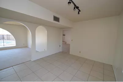 7722 E Knollwood Circle, Tucson, AZ 85750 - Photo 2