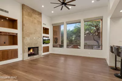 6881 E Desert Wind Court, Tucson, AZ 85750 - Photo 8