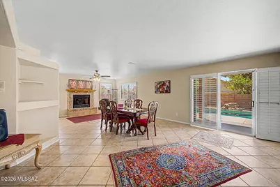 10527 N Camino Rosas Nuevas, Oro Valley, AZ 85737 - Photo 8