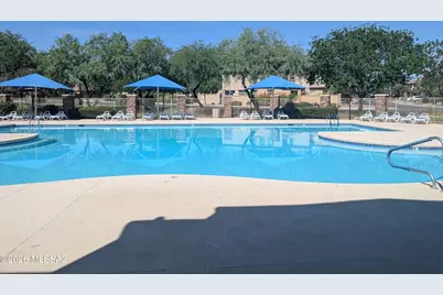707 W Calle Capotasto, Sahuarita, AZ 85629 - Photo 8