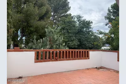 392 S Paseo Madera #B, Green Valley, AZ 85614 - Photo 2