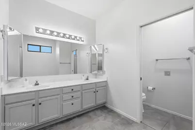 2045 W Placita De Enero, Green Valley, AZ 85622 - Photo 18