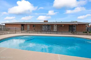 40 N Leonora Ave, Tucson, AZ 85711 - Photo 2