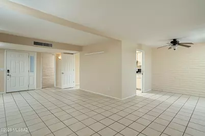 118 E Cholla Shadows Drive, Oro Valley, AZ 85704 - Photo 6