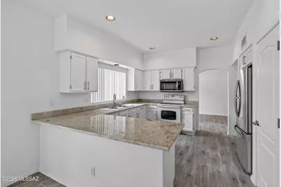 156 S Eastern Dawn Avenue, Tucson, AZ 85748 - Photo 12