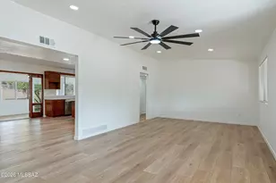 8430 E Albion Pl, Tucson, AZ 85715 - Photo 8