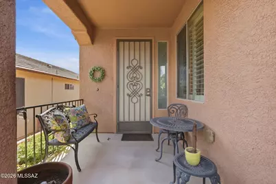 550 W Astruc Drive, Green Valley, AZ 85614 - Photo 4