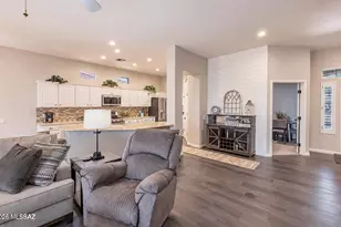 5231 W Winding Desert Dr, Marana, AZ 85658 - Photo 10
