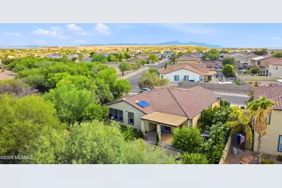 4895 E Silverpuffs Way, Tucson, AZ 85756 - Photo 6