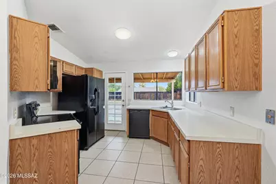 2570 W Sunset Road, Tucson, AZ 85741 - Photo 2