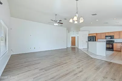 12693 N Fallen Fence Lane, Marana, AZ 85653 - Photo 10