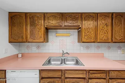7605 E Pearson Street, Tucson, AZ 85715 - Photo 12