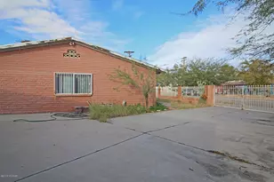 2200 S Palo Verde Ave, Tucson, AZ 85713 - Photo 4