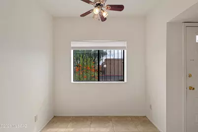 8905 E Calle Norlo, Tucson, AZ 85710 - Photo 10