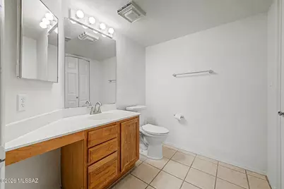 11525 N Eagle Peak Drive, Tucson, AZ 85737 - Photo 16