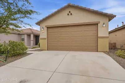 10494 W Waveland Drive, Marana, AZ 85653 - Photo 2