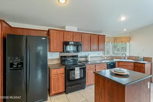 6111 W Flying M St, Tucson, AZ 85713 - Photo 12