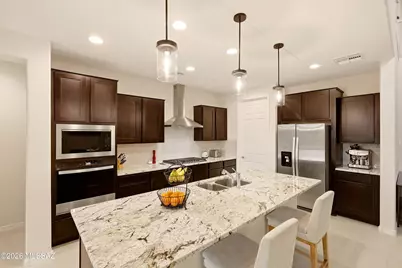 13288 E Librada Leon Way, Tucson, AZ 85747 - Photo 4