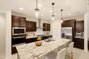13288 E Librada Leon Wy, Tucson, AZ 85747 - Photo 4