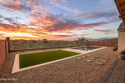 13288 E Librada Leon Way, Tucson, AZ 85747 - Photo 10